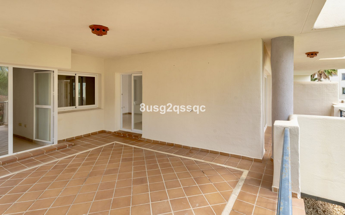 Se vende Apartamento Planta Baja de 3 dormitorios en Costa Del Sol, Málaga, España