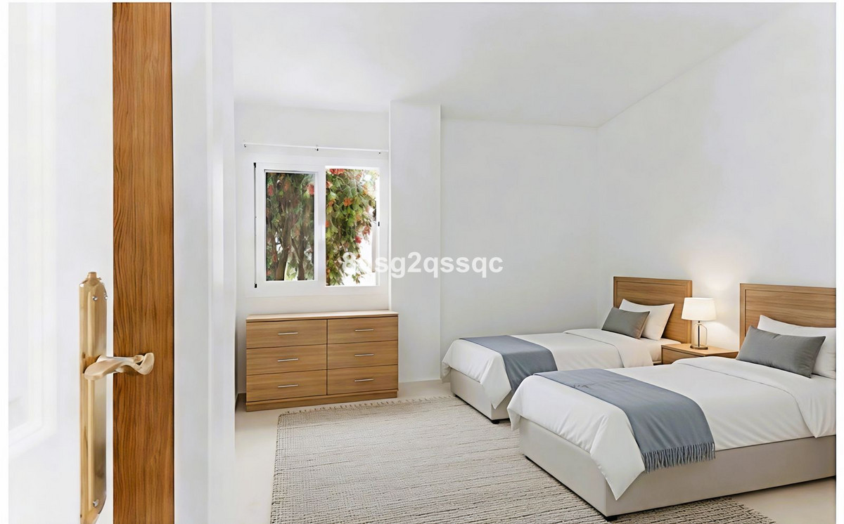 Se vende Apartamento Planta Baja de 3 dormitorios en Costa Del Sol, Málaga, España