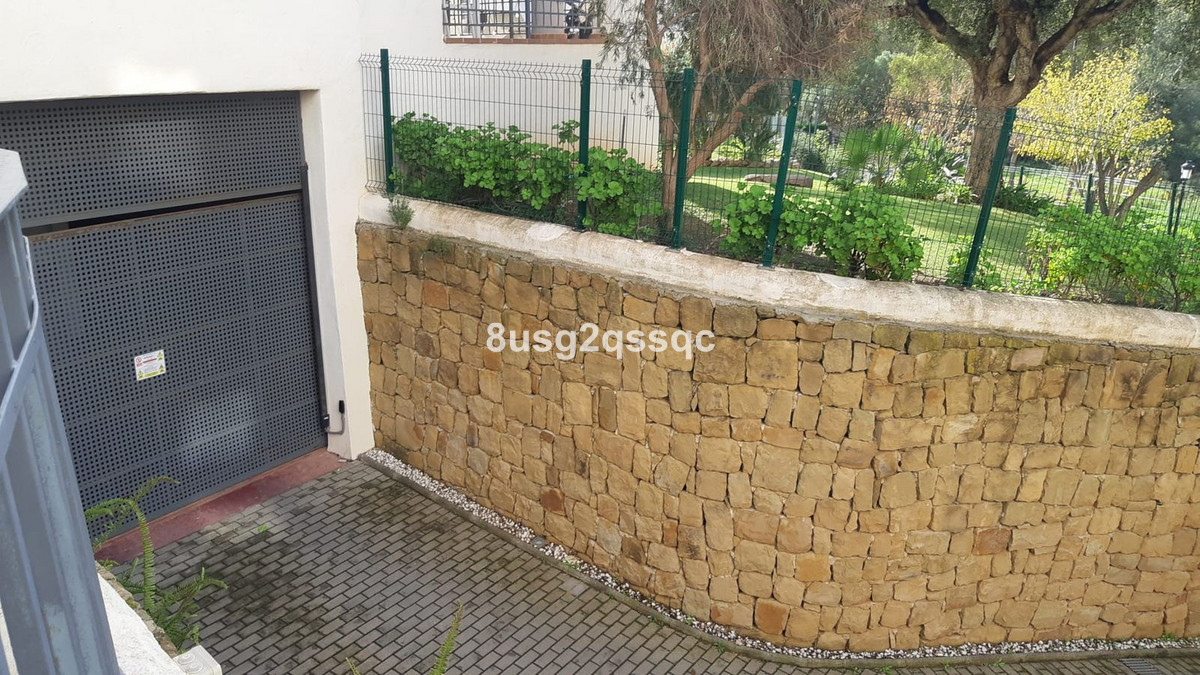 Se vende Apartamento Planta Baja de 3 dormitorios en Costa Del Sol, Málaga, España