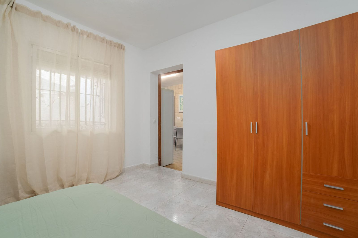 Se vende Apartamento Planta Baja de 2 dormitorios en Costa Del Sol, Málaga, España