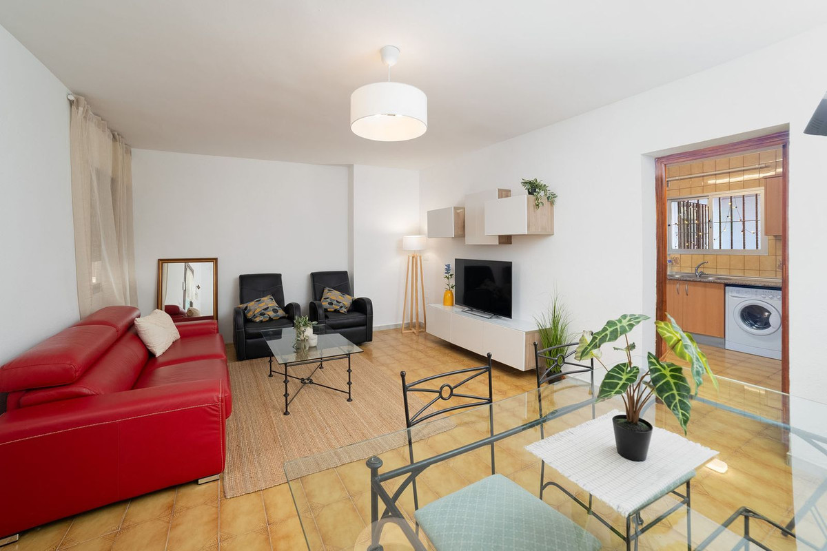 Se vende Apartamento Planta Baja de 2 dormitorios en Costa Del Sol, Málaga, España