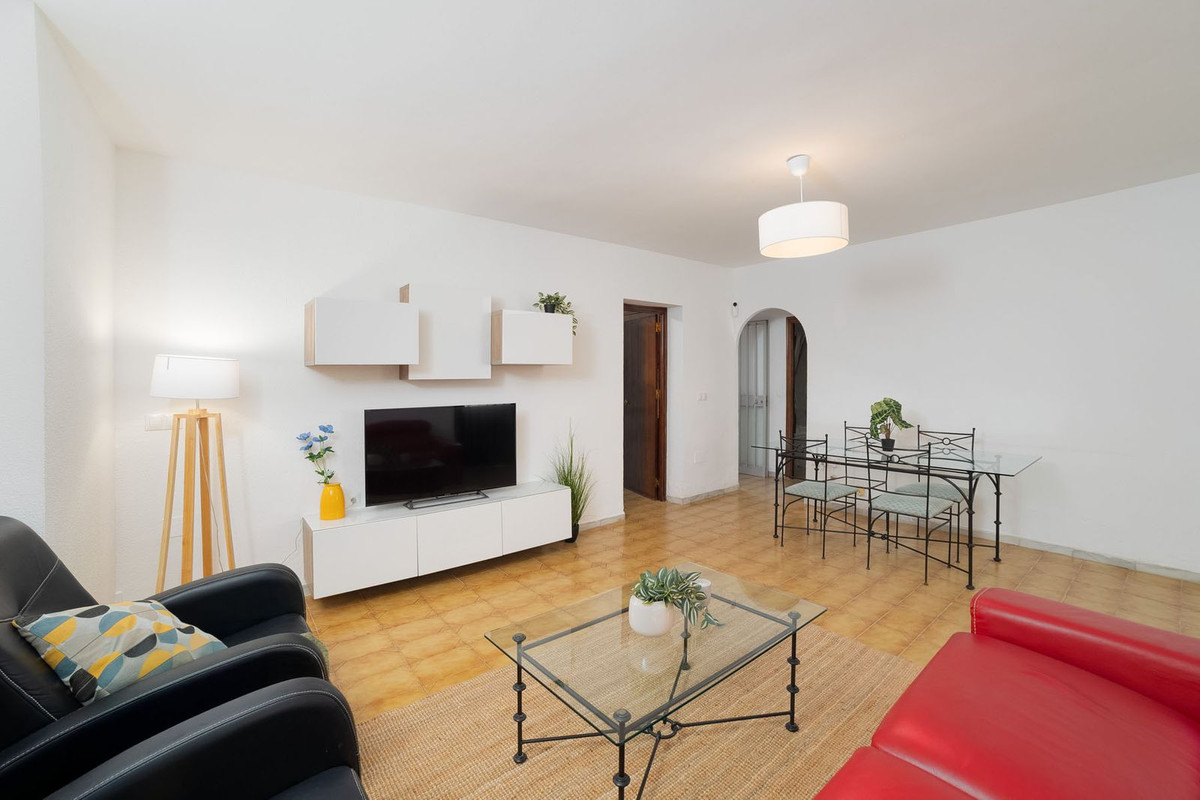 Se vende Apartamento Planta Baja de 2 dormitorios en Costa Del Sol, Málaga, España