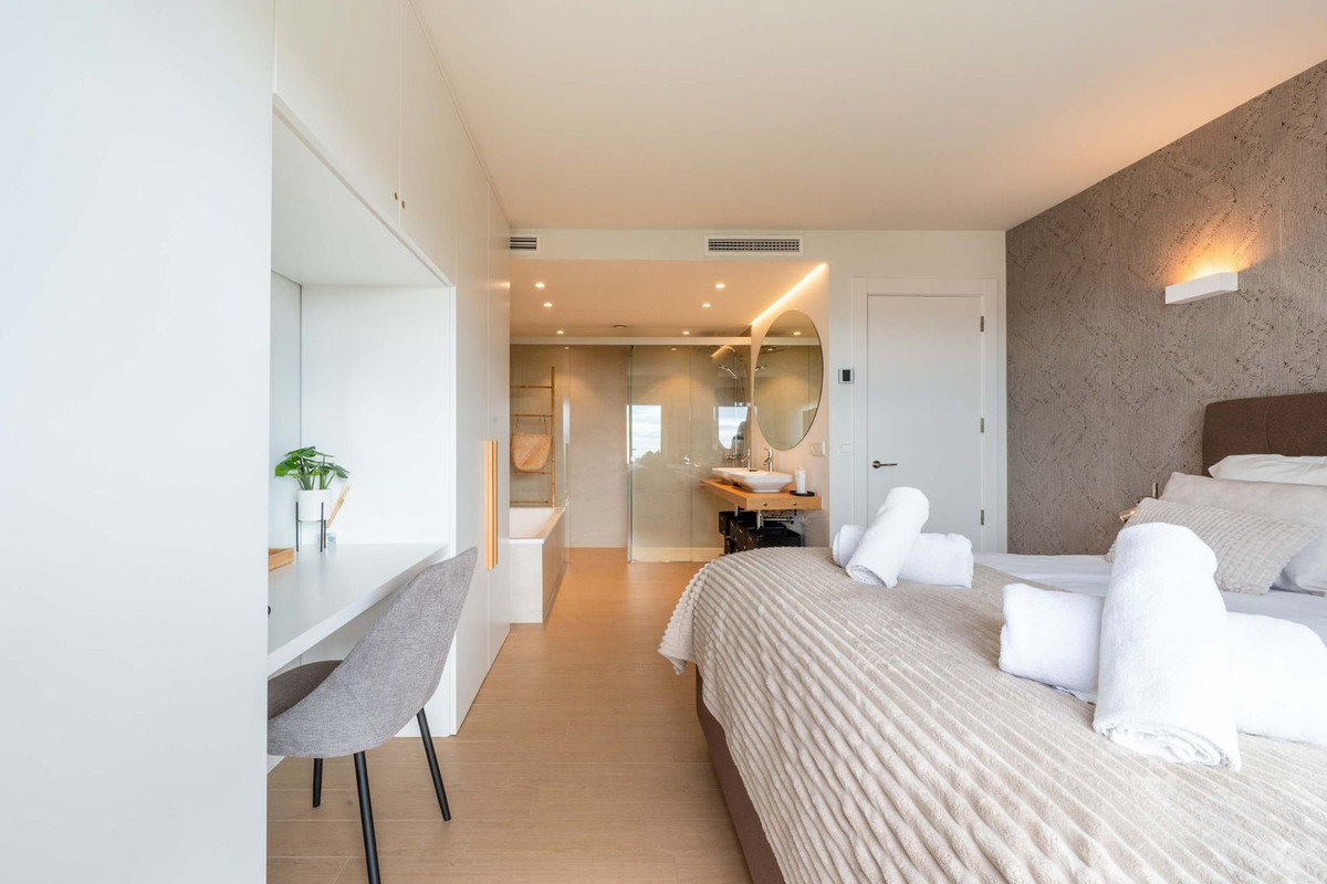 3 Bed Townhouse for sale in Calahonda Costa Del Sol, Málaga, Spain