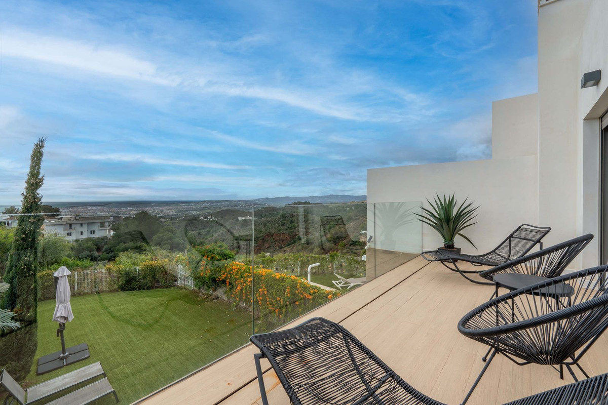 3 Bed Townhouse for sale in Calahonda Costa Del Sol, Málaga, Spain