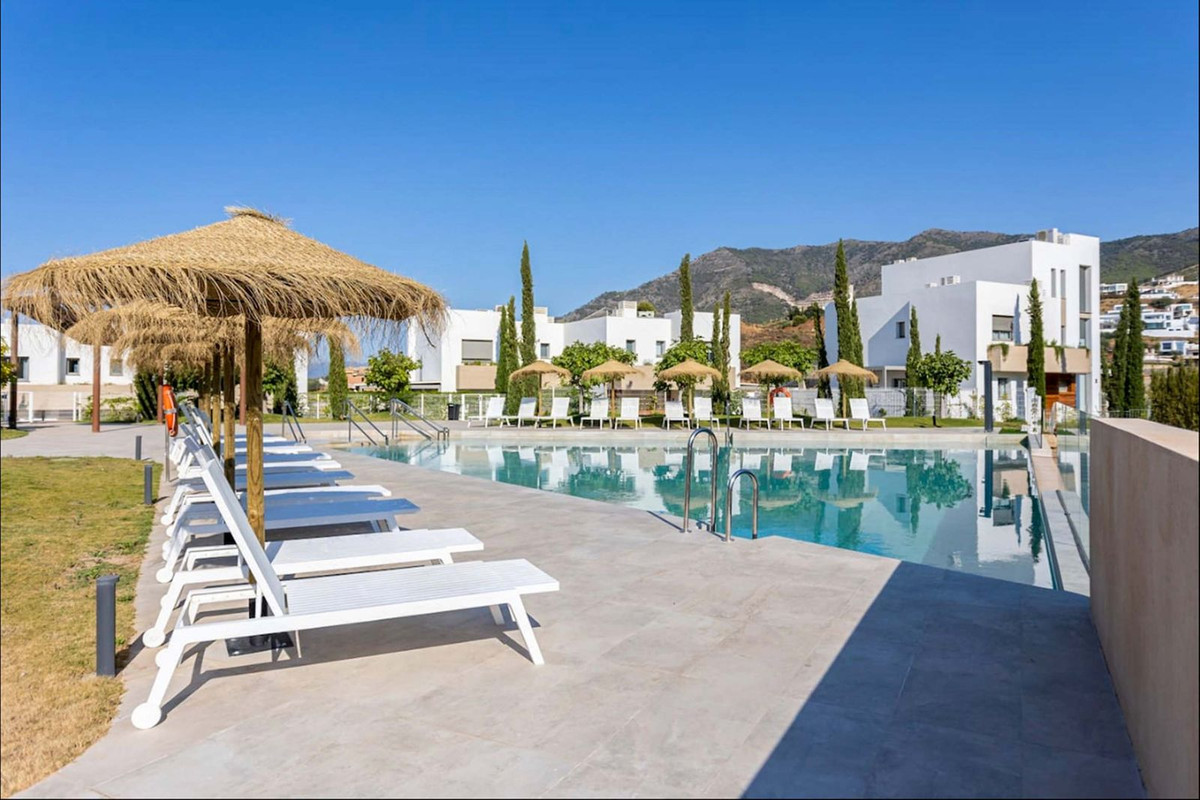 3 Bed Townhouse for sale in Calahonda Costa Del Sol, Málaga, Spain