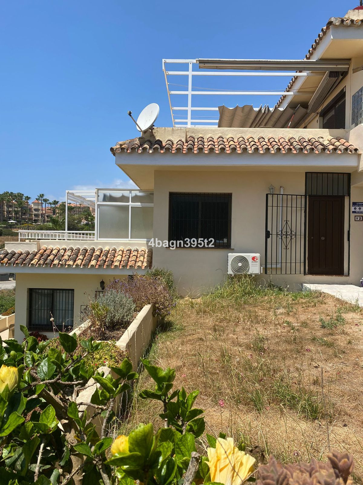 3 Bed Apartment for sale in El Faro Costa Del Sol, Málaga, Spain