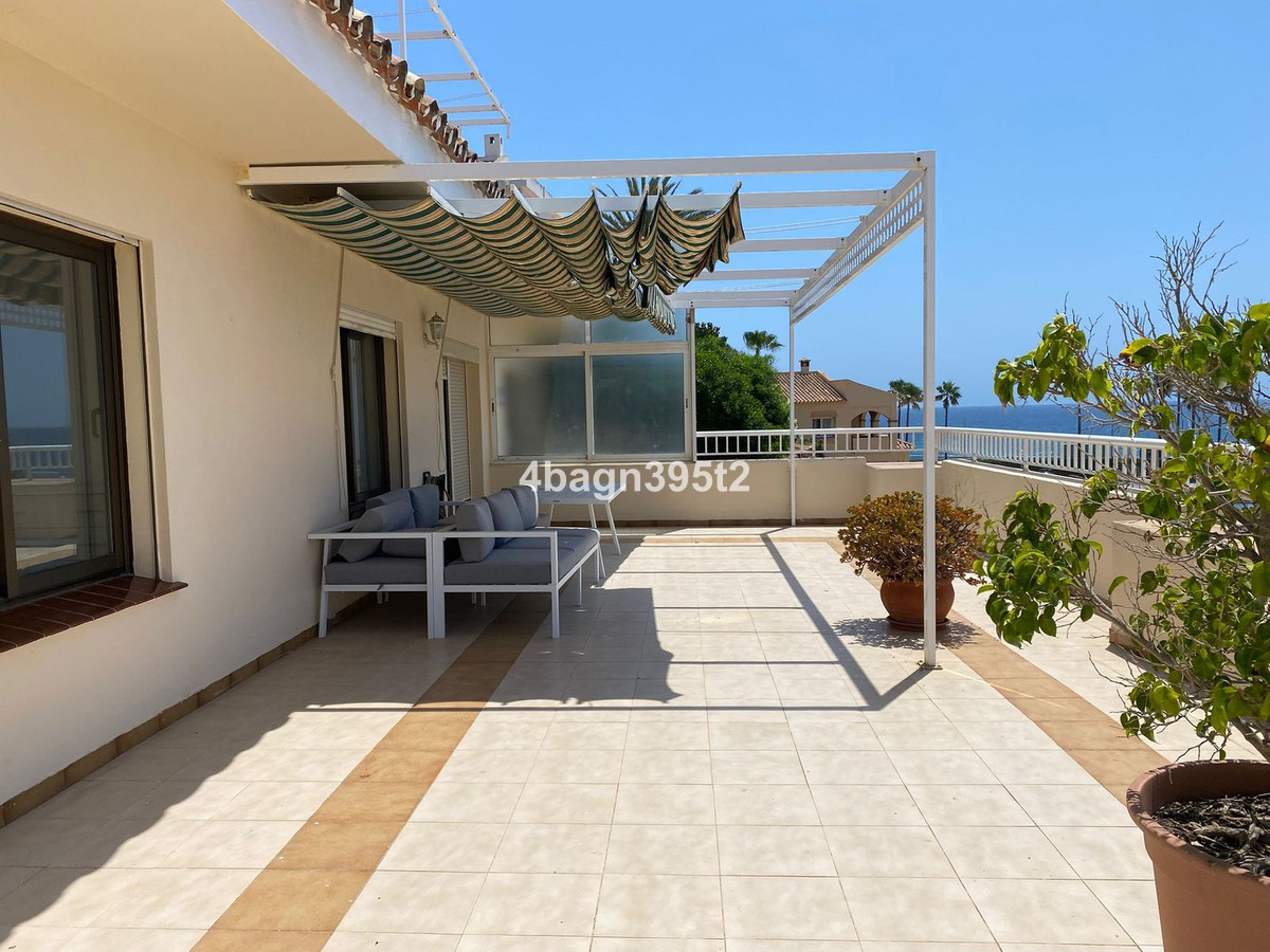 3 Bed Apartment for sale in El Faro Costa Del Sol, Málaga, Spain