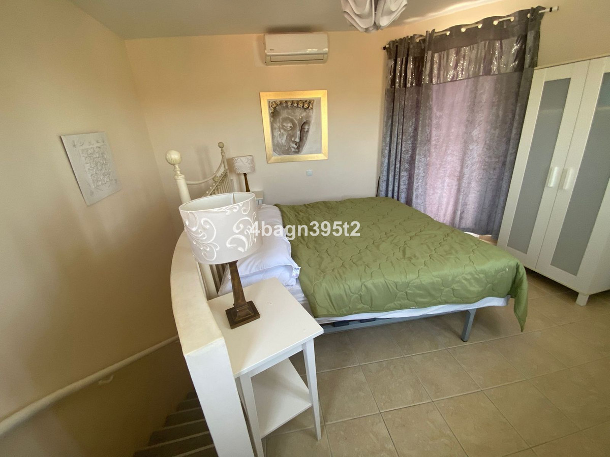 Se vende Villa - Chalet de 6 dormitorios en Costa Del Sol, Málaga, España
