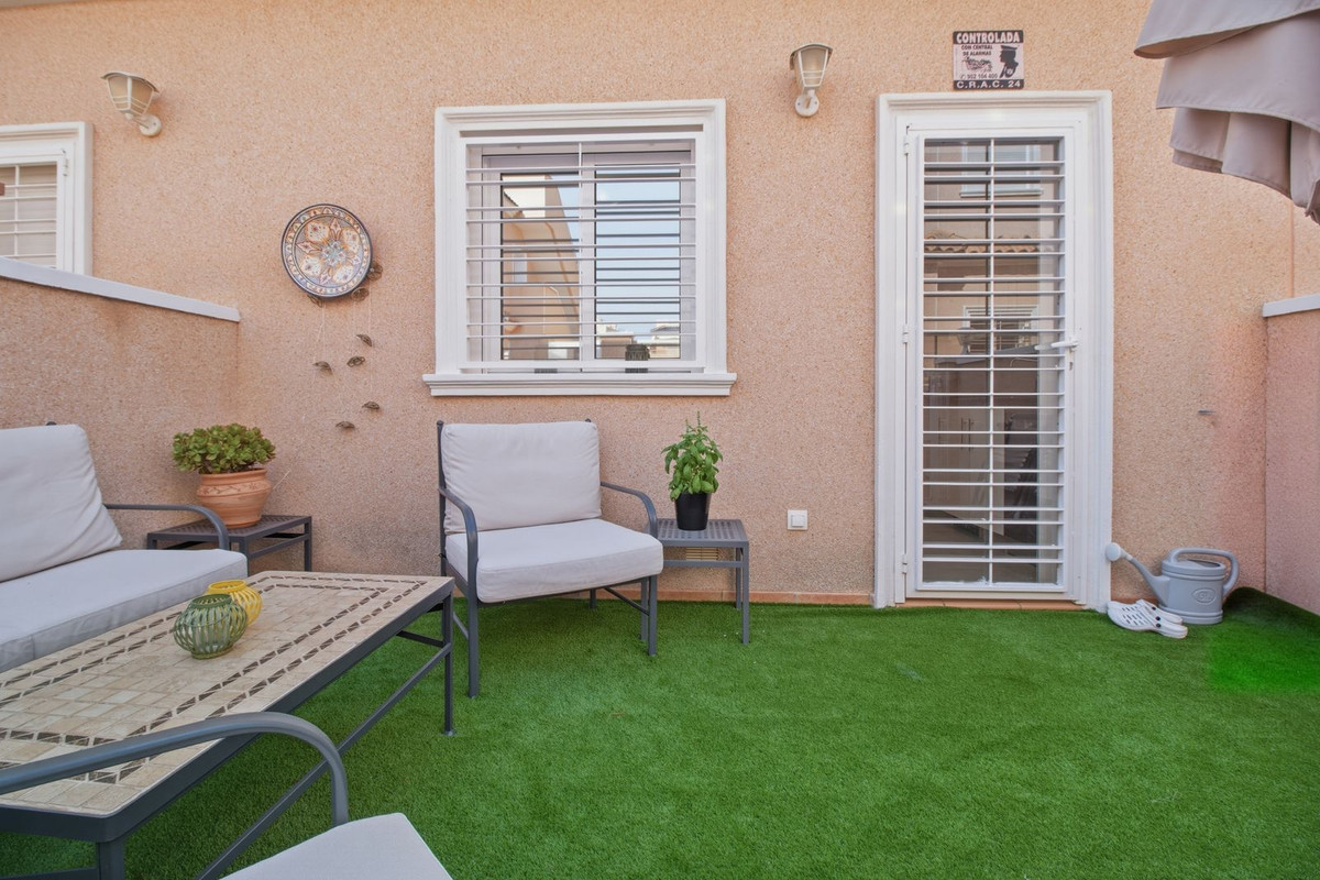 Se vende Adosada de 3 dormitorios en Costa Blanca, Alicante, España