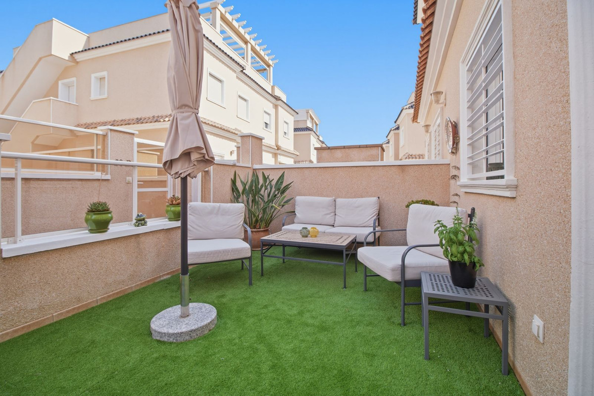 Se vende Adosada de 3 dormitorios en Costa Blanca, Alicante, España
