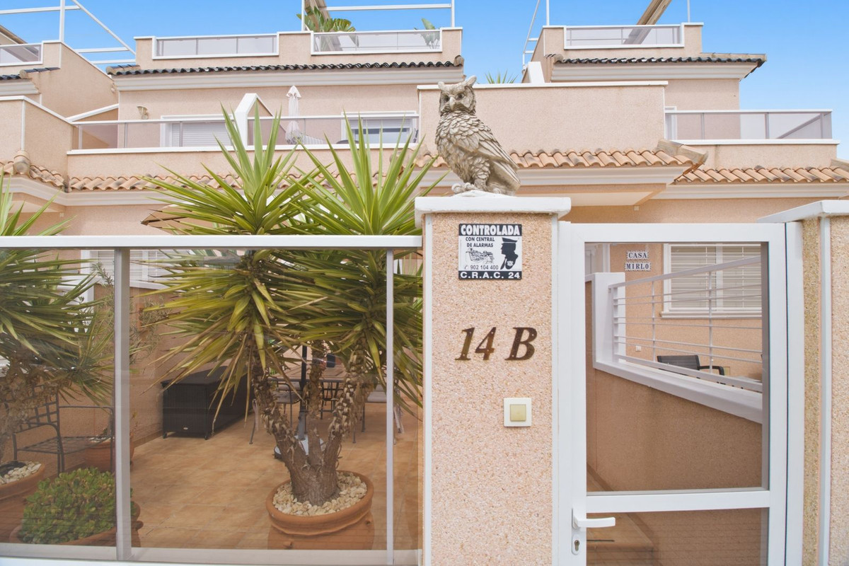 Se vende Adosada de 3 dormitorios en Costa Blanca, Alicante, España