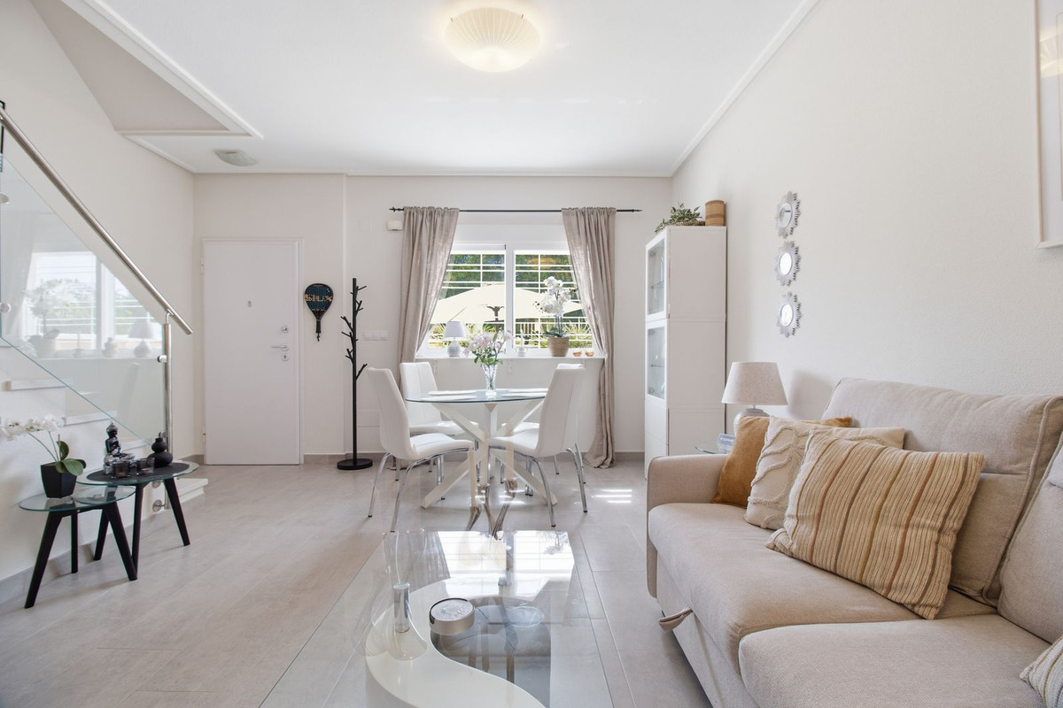 Se vende Adosada de 3 dormitorios en Costa Blanca, Alicante, España