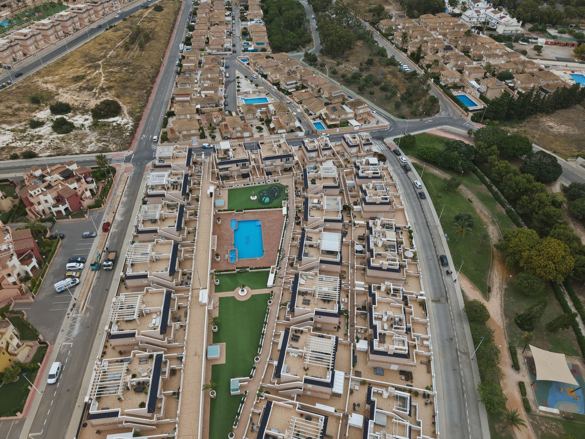 Se vende Adosada de 3 dormitorios en Costa Blanca, Alicante, España