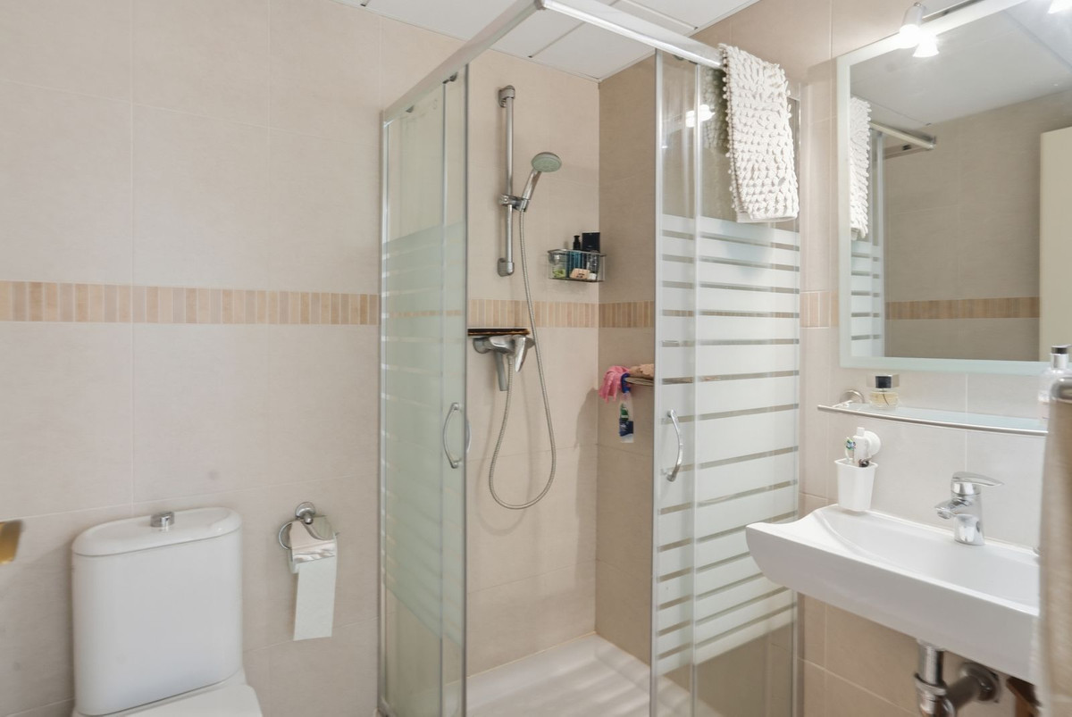 2 Bed Apartment for sale in El Chaparral Costa Del Sol, Málaga, Spain