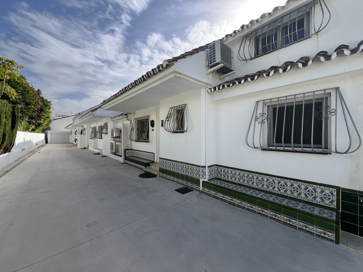 2 Bed Townhouse for sale in Costalita Costa Del Sol, Málaga, Spain