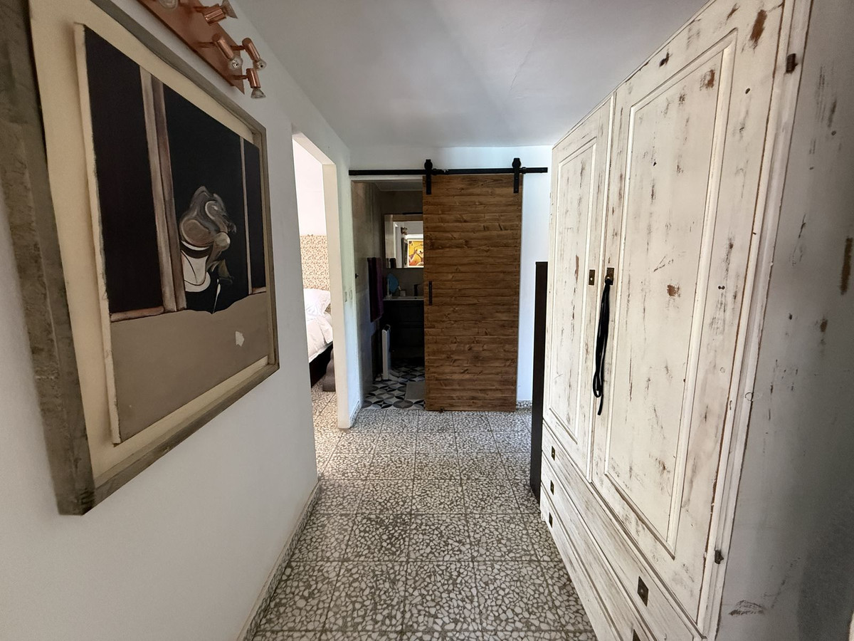 2 Bed Townhouse for sale in Estepona Costa Del Sol, Málaga, Spain