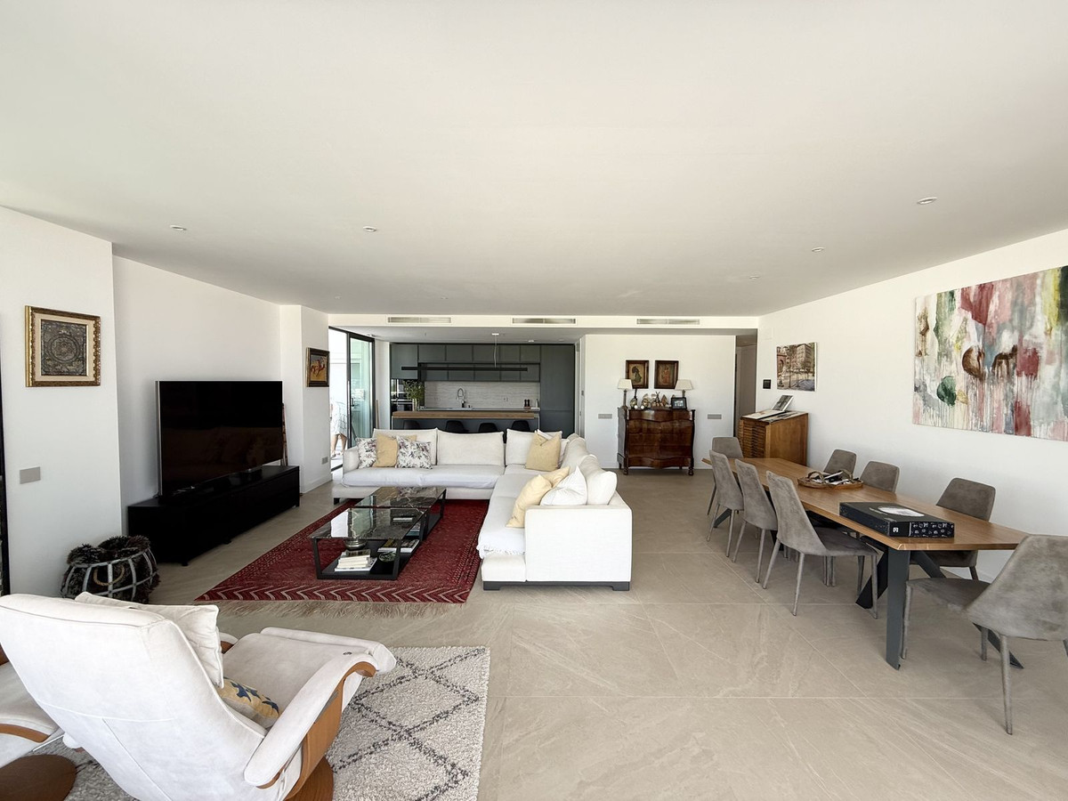 4 Bed Apartment for sale in Santa Clara Costa Del Sol, Málaga, Spain