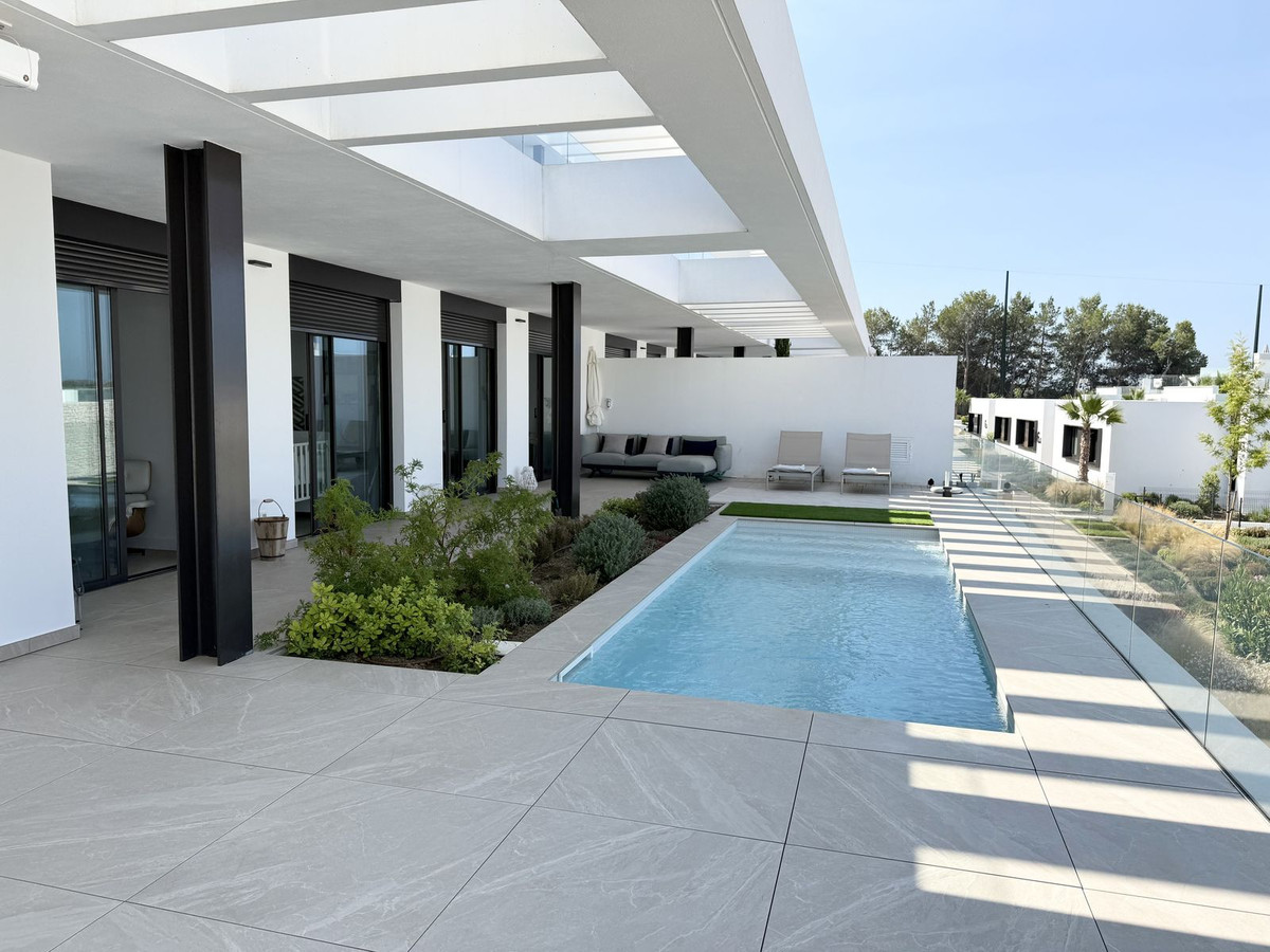 4 Bed Apartment for sale in Santa Clara Costa Del Sol, Málaga, Spain