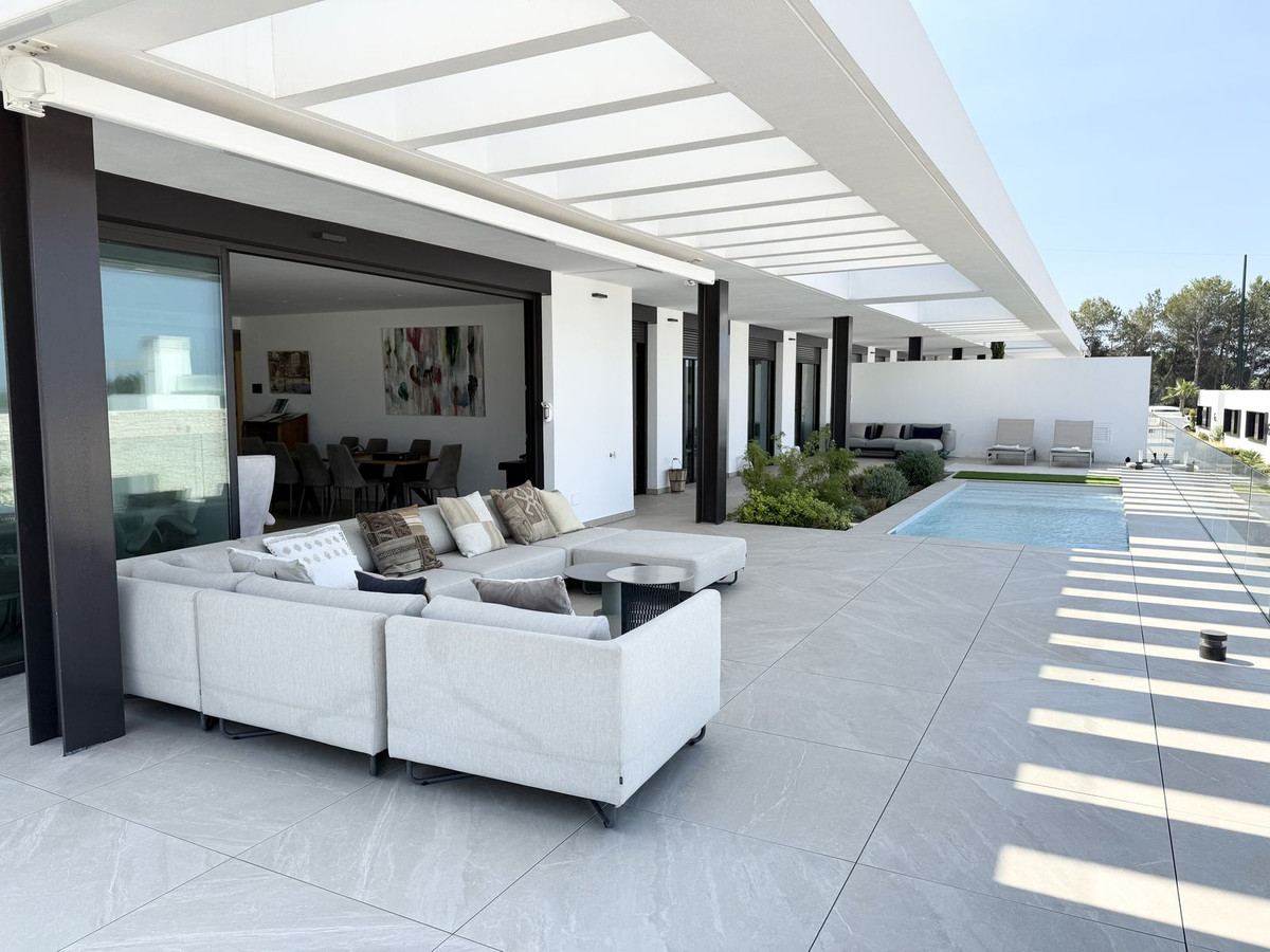4 Bed Apartment for sale in Santa Clara Costa Del Sol, Málaga, Spain