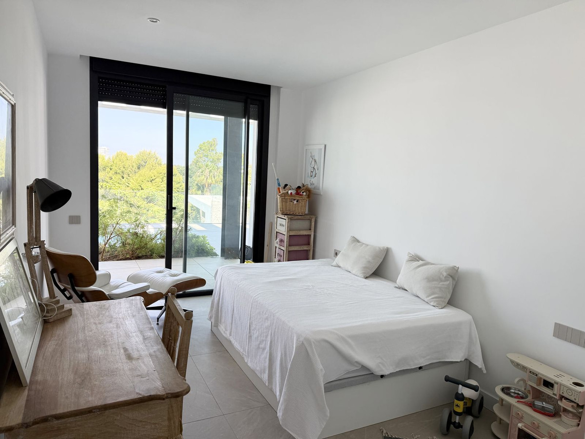 4 Bed Apartment for sale in Santa Clara Costa Del Sol, Málaga, Spain