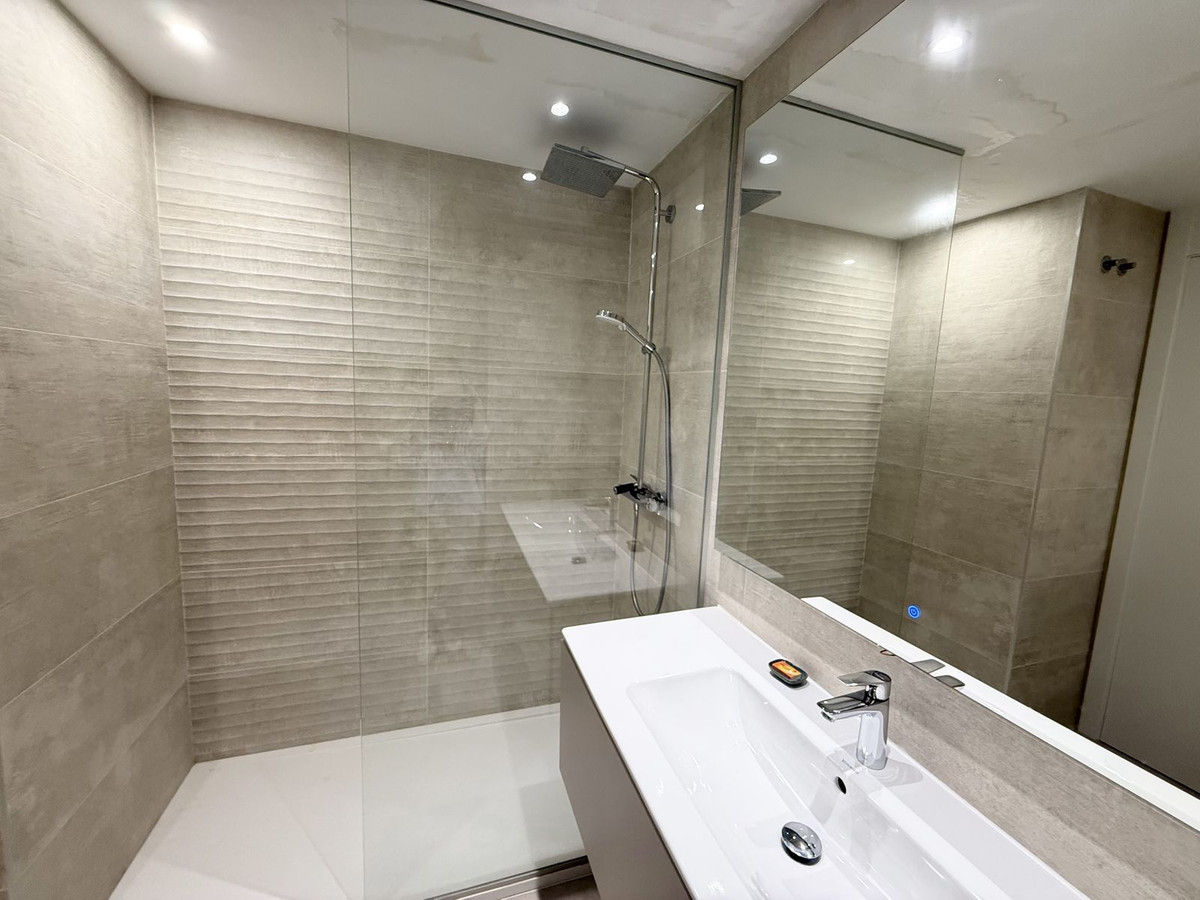 4 Bed Apartment for sale in Santa Clara Costa Del Sol, Málaga, Spain