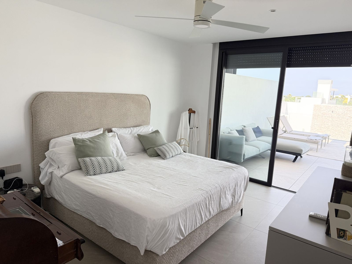 4 Bed Apartment for sale in Santa Clara Costa Del Sol, Málaga, Spain