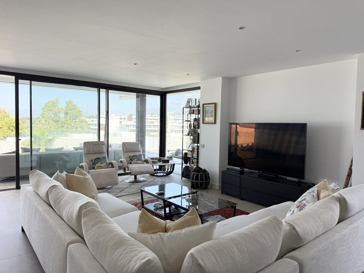 4 Bed Apartment for sale in Santa Clara Costa Del Sol, Málaga, Spain