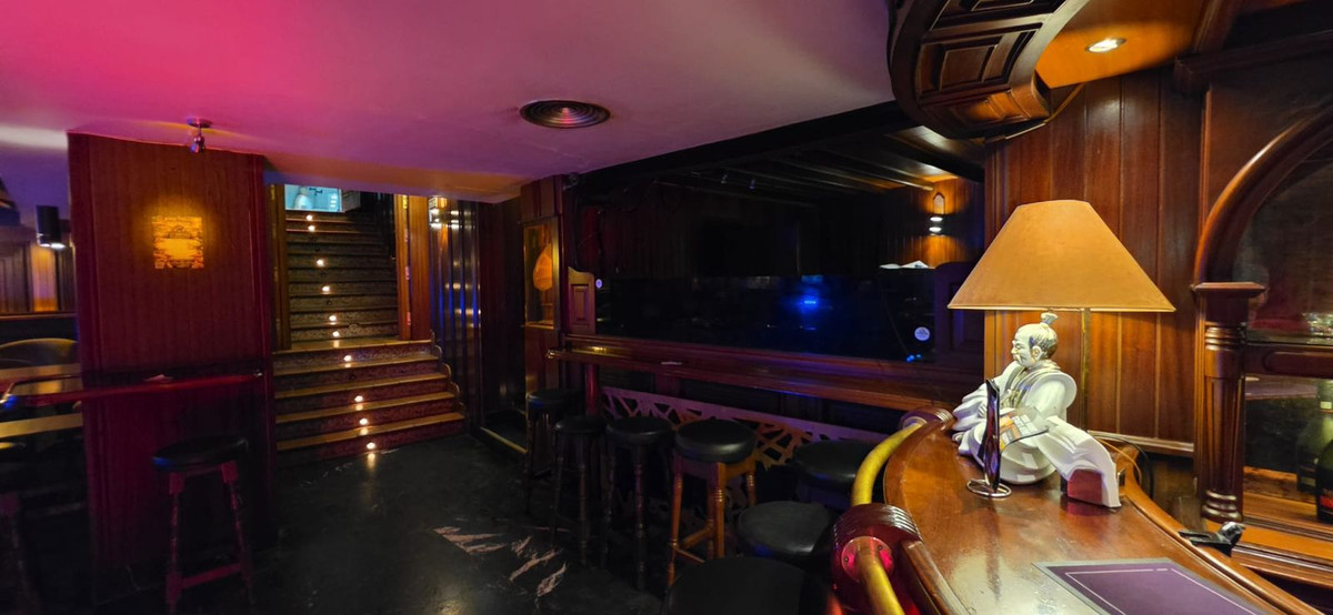 Commercial unit for sale in Fuengirola Costa Del Sol, Málaga, Spain