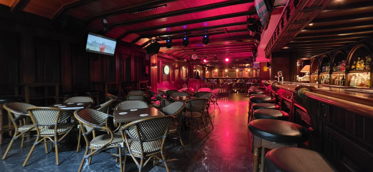 Commercial unit for sale in Fuengirola Costa Del Sol, Málaga, Spain