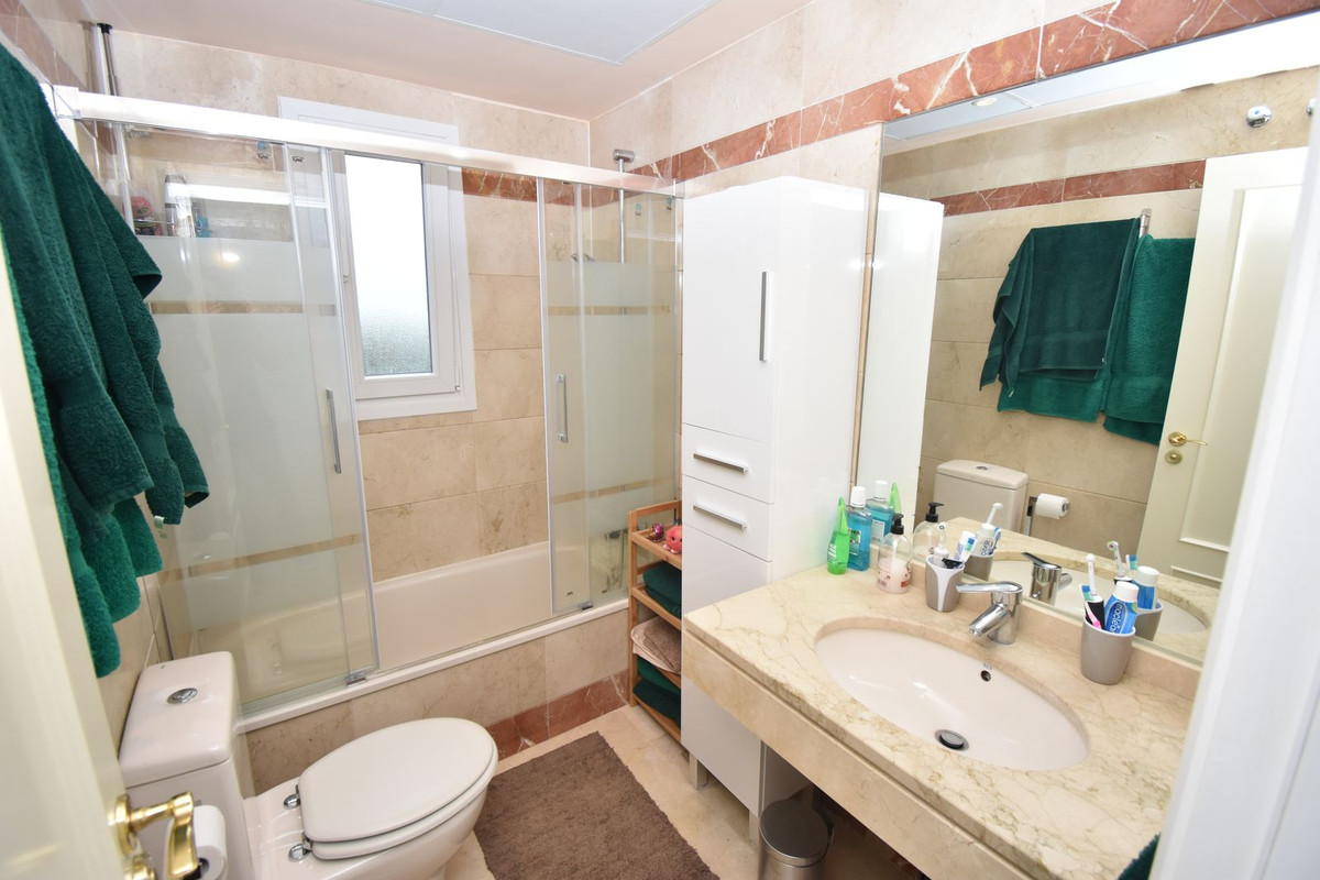 Se vende Ático de 2 dormitorios en Costa Del Sol, Málaga, España