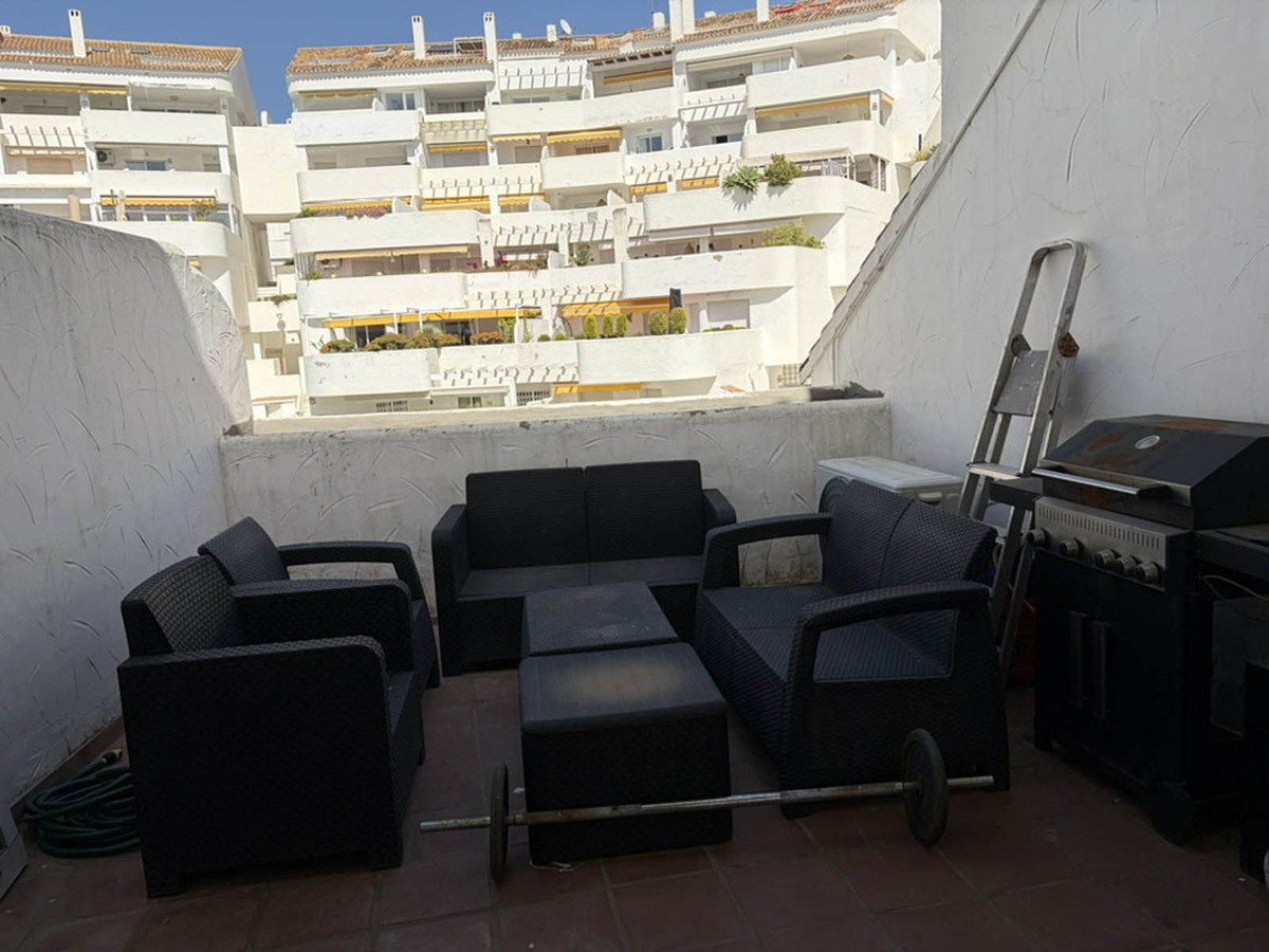 2 Bed Apartment for sale in Nueva Andalucía Costa Del Sol, Málaga, Spain