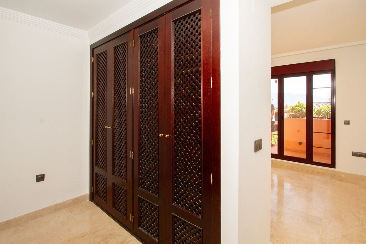Se vende Apartamento Planta Baja de 2 dormitorios en Costa Del Sol, Málaga, España