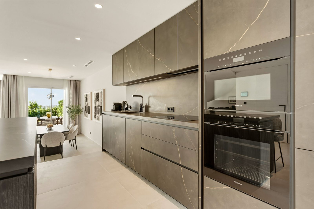 3 Bed Townhouse for sale in La Quinta Costa Del Sol, Málaga, Spain