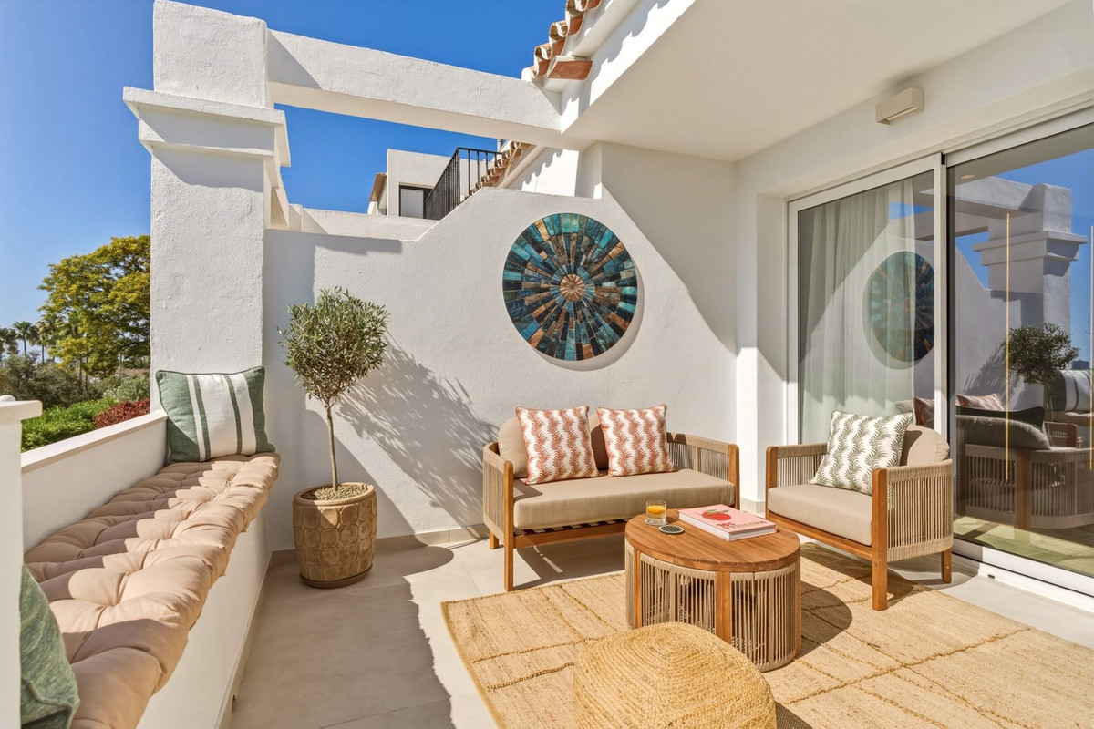 3 Bed Townhouse for sale in La Quinta Costa Del Sol, Málaga, Spain