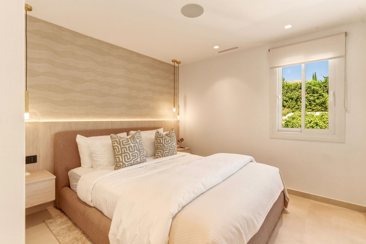 3 Bed Townhouse for sale in La Quinta Costa Del Sol, Málaga, Spain