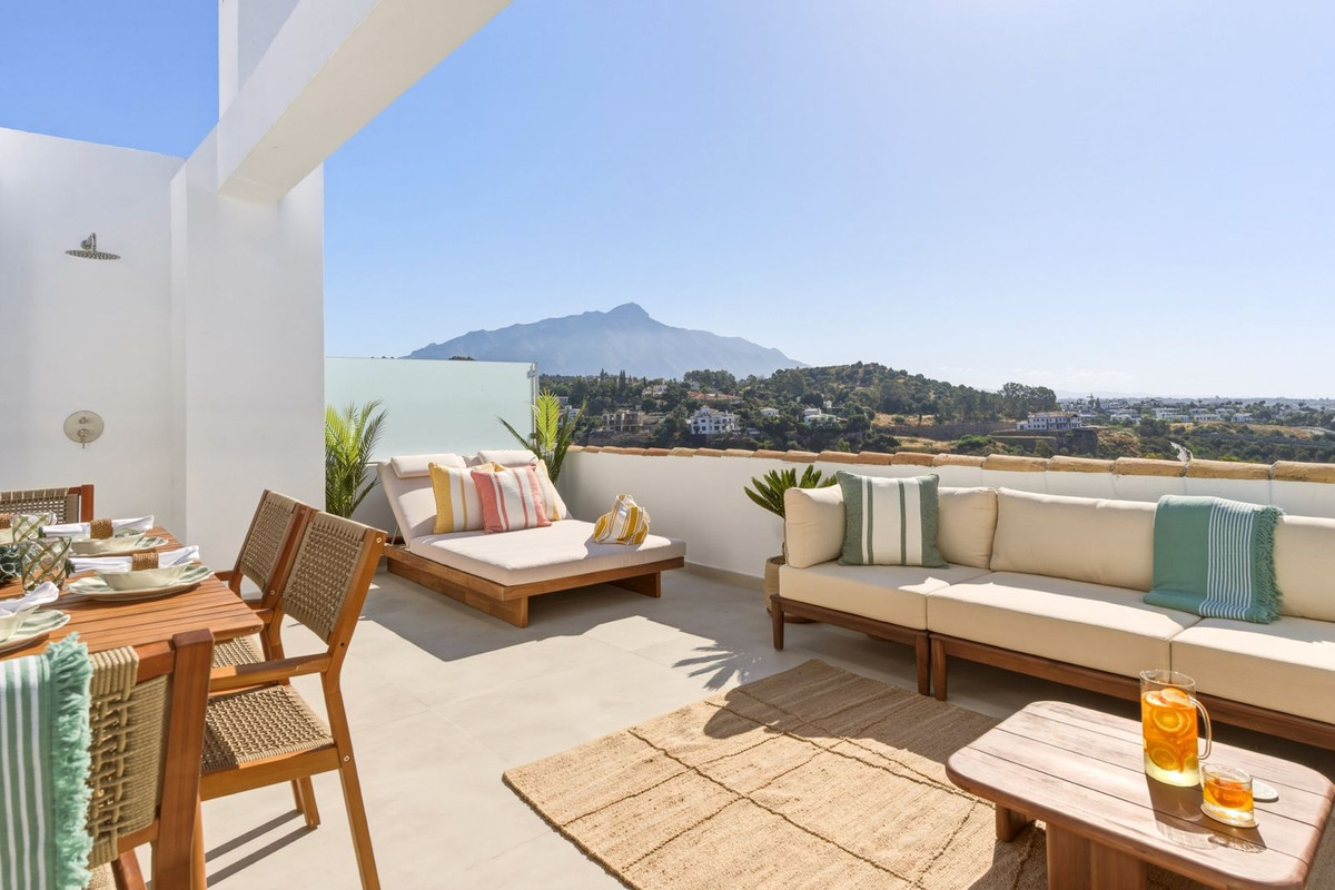 3 Bed Townhouse for sale in La Quinta Costa Del Sol, Málaga, Spain