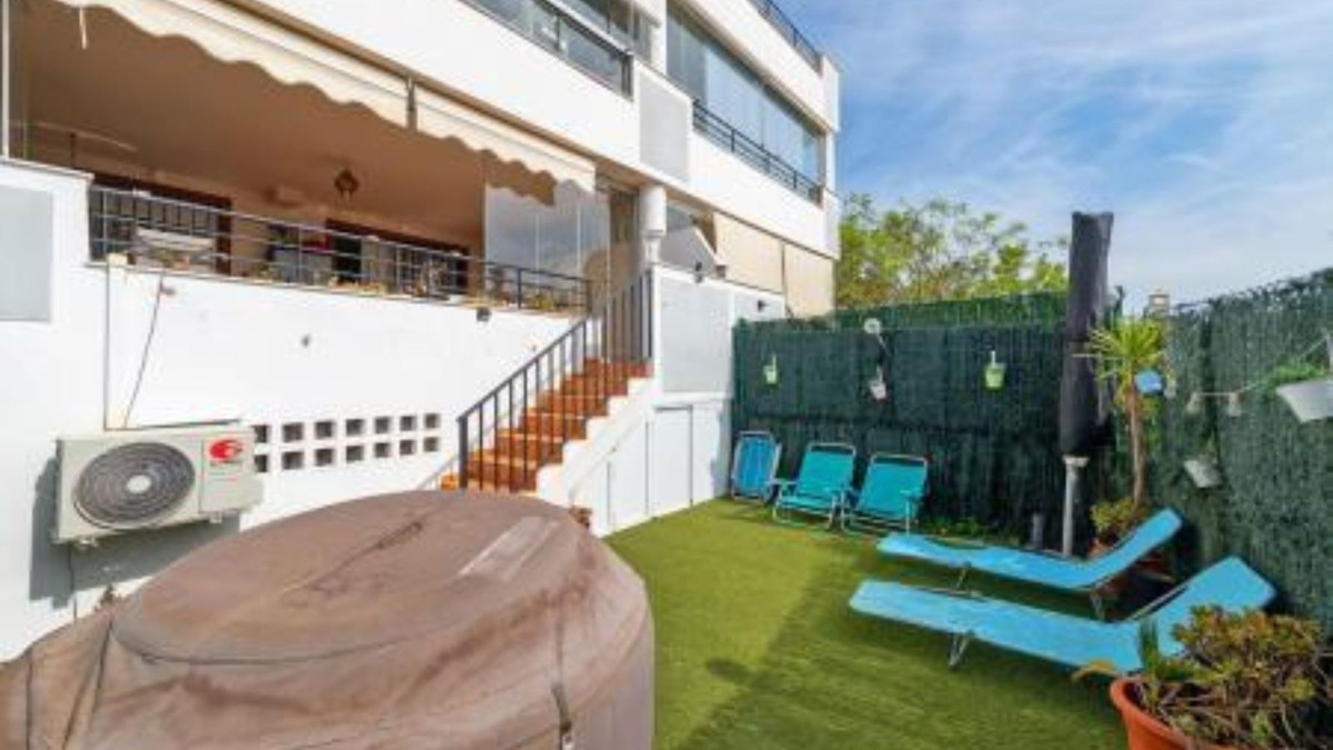 Se vende Apartamento Planta Baja de 2 dormitorios en Costa Del Sol, Málaga, España
