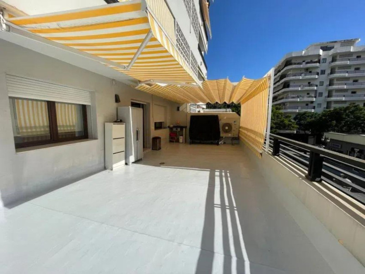 4 Bed Apartment for sale in Marbella Costa Del Sol, Málaga, Spain