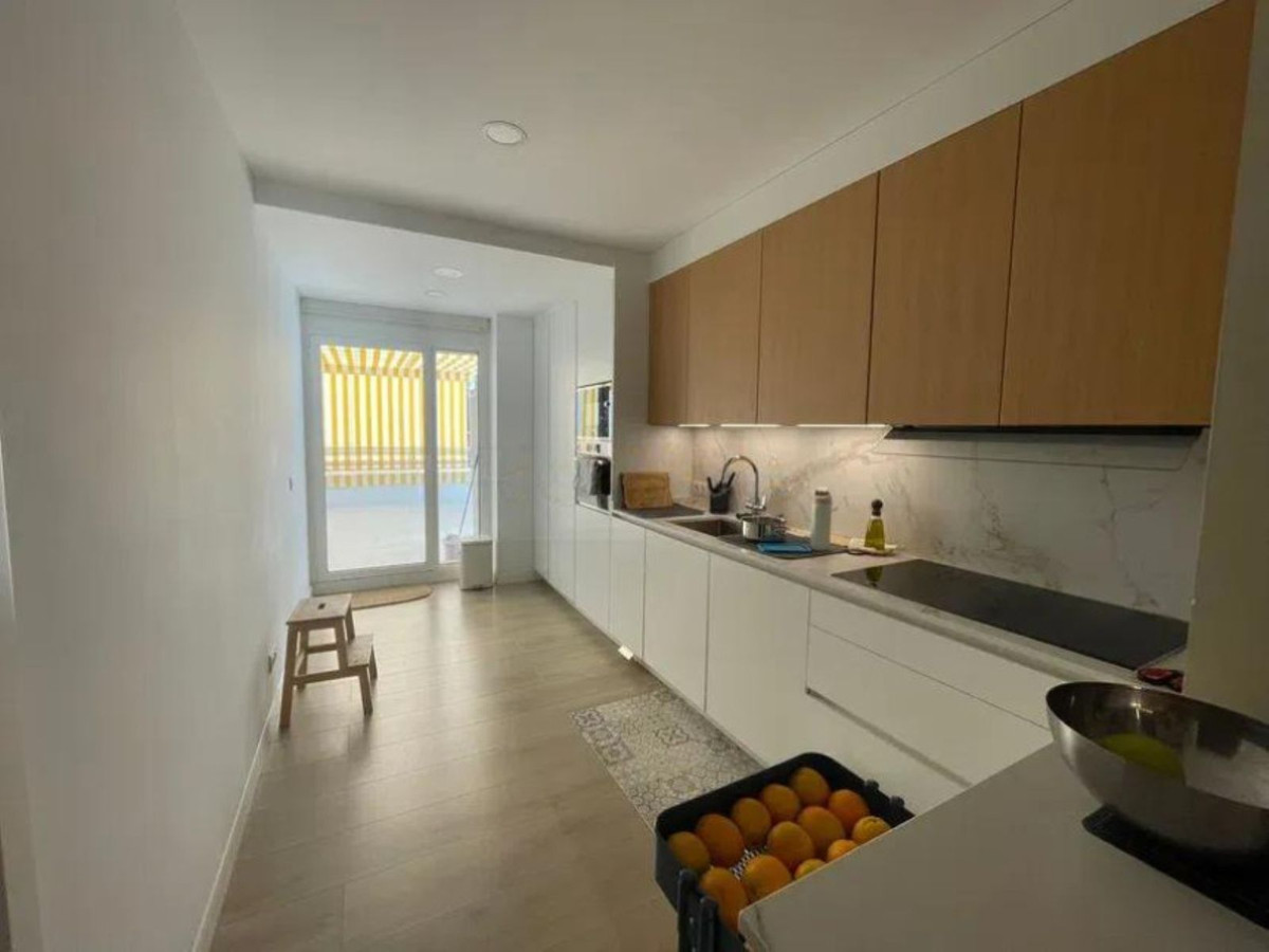 4 Bed Apartment for sale in Marbella Costa Del Sol, Málaga, Spain
