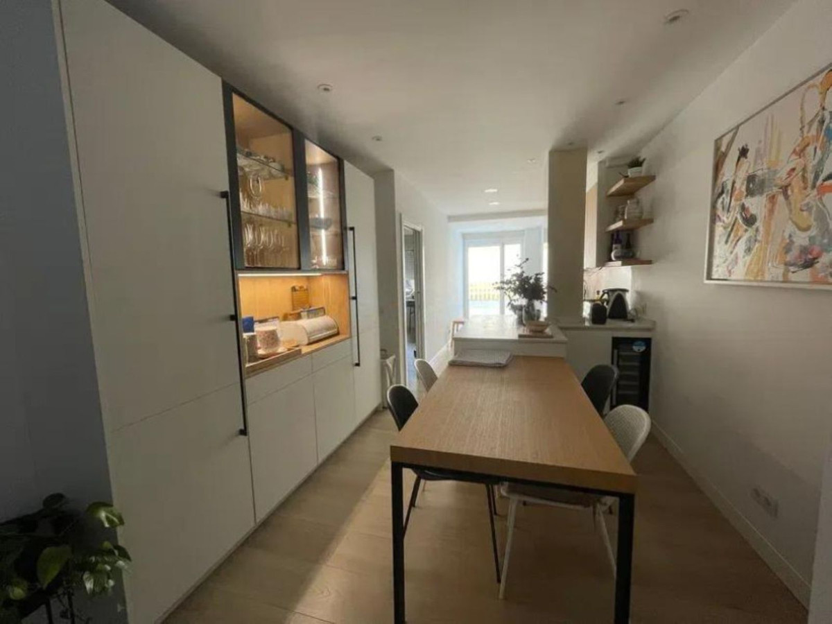 4 Bed Apartment for sale in Marbella Costa Del Sol, Málaga, Spain