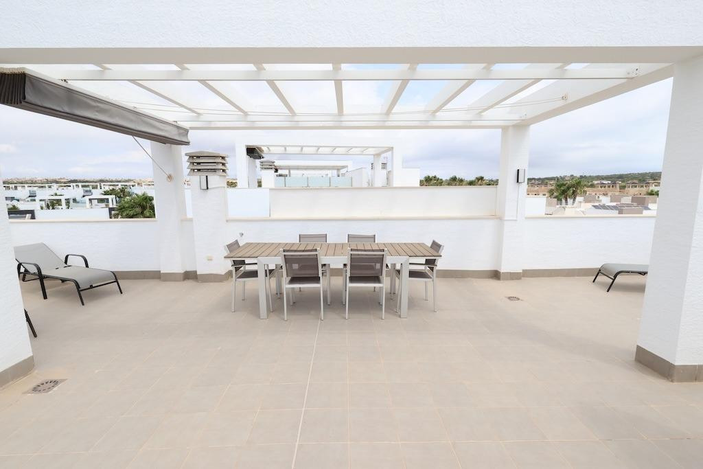 Se vende Bungalow de 2 dormitorios en Costa Blanca, Alicante, España
