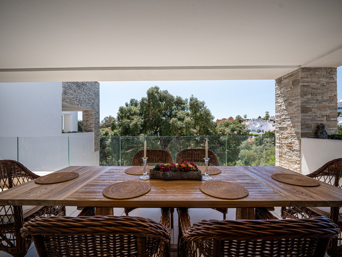 3 Bed Apartment for sale in Cabopino Costa Del Sol, Málaga, Spain