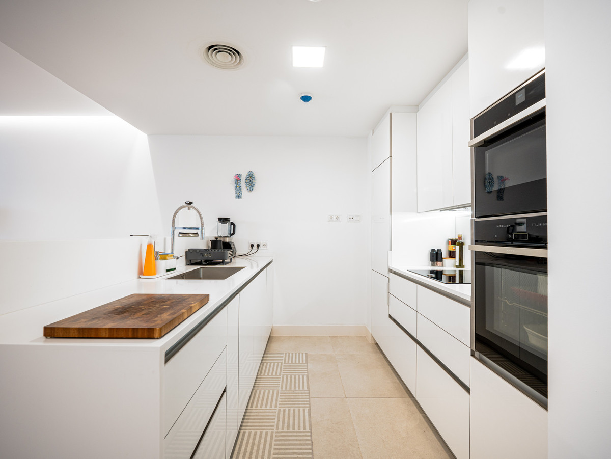 3 Bed Apartment for sale in Cabopino Costa Del Sol, Málaga, Spain