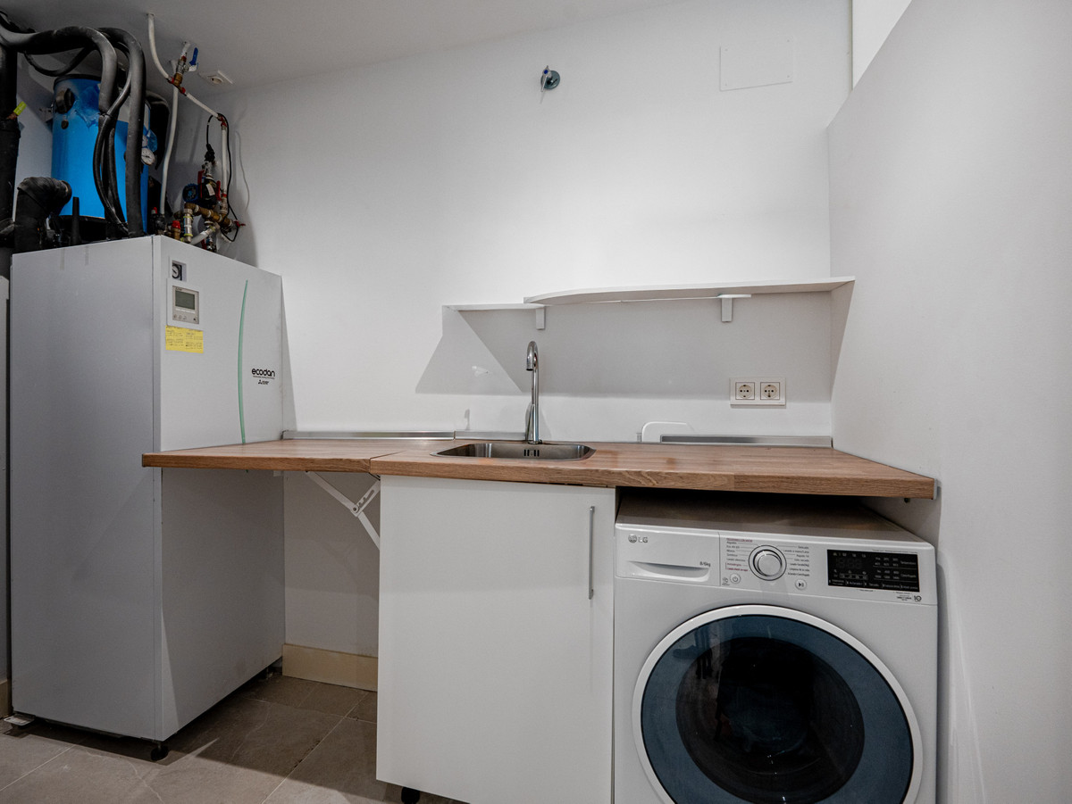 3 Bed Apartment for sale in Cabopino Costa Del Sol, Málaga, Spain