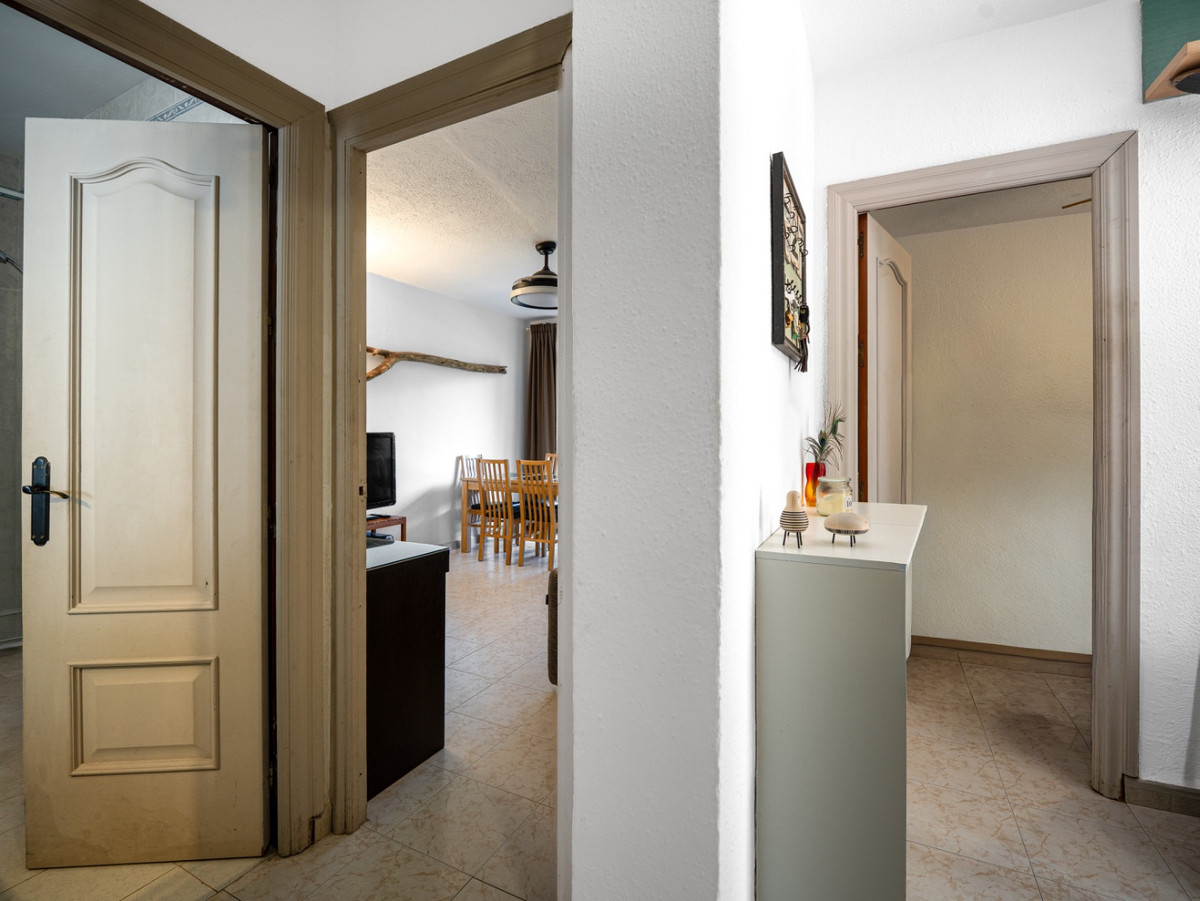 Se vende Apartamento Planta Media de 2 dormitorios en Costa Del Sol, Málaga, España