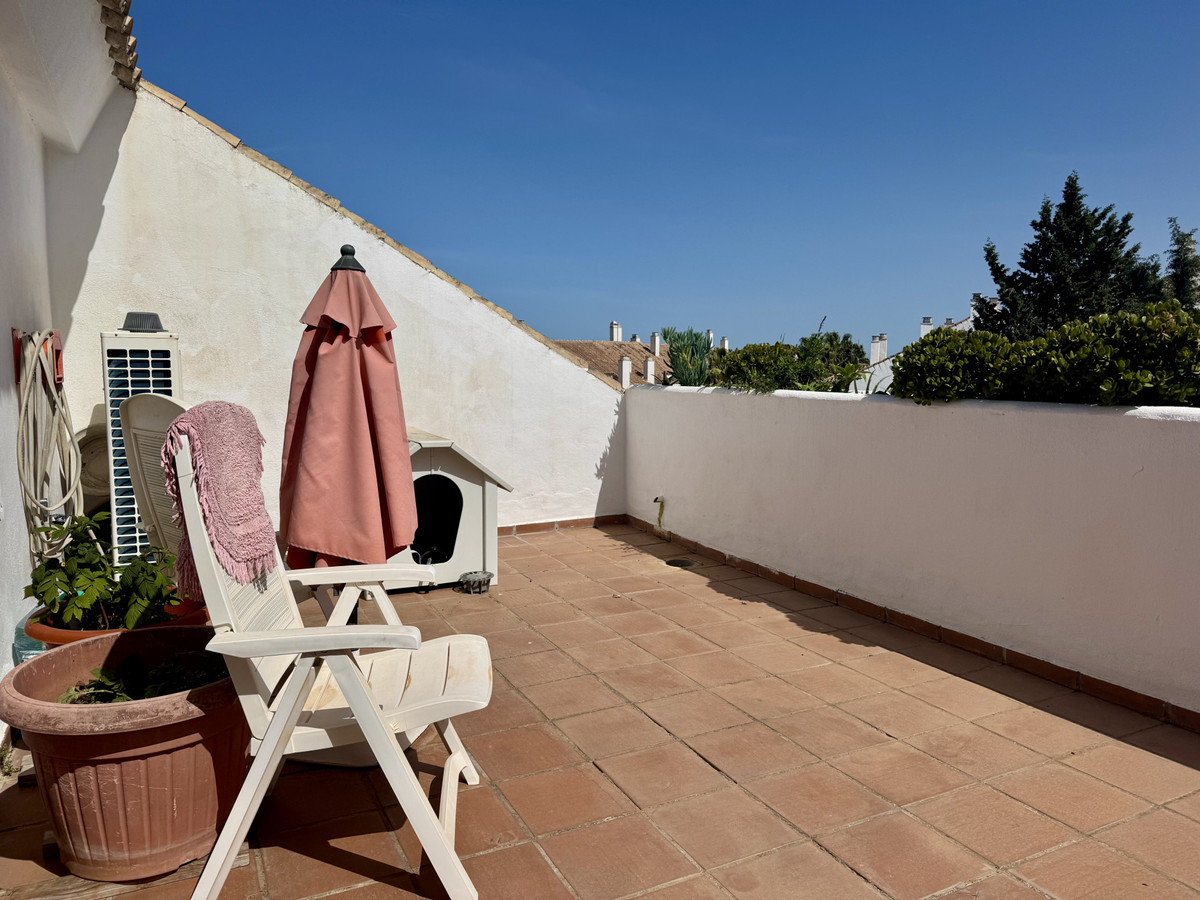 4 Bed Apartment for sale in Guadalmina Baja Costa Del Sol, Málaga, Spain