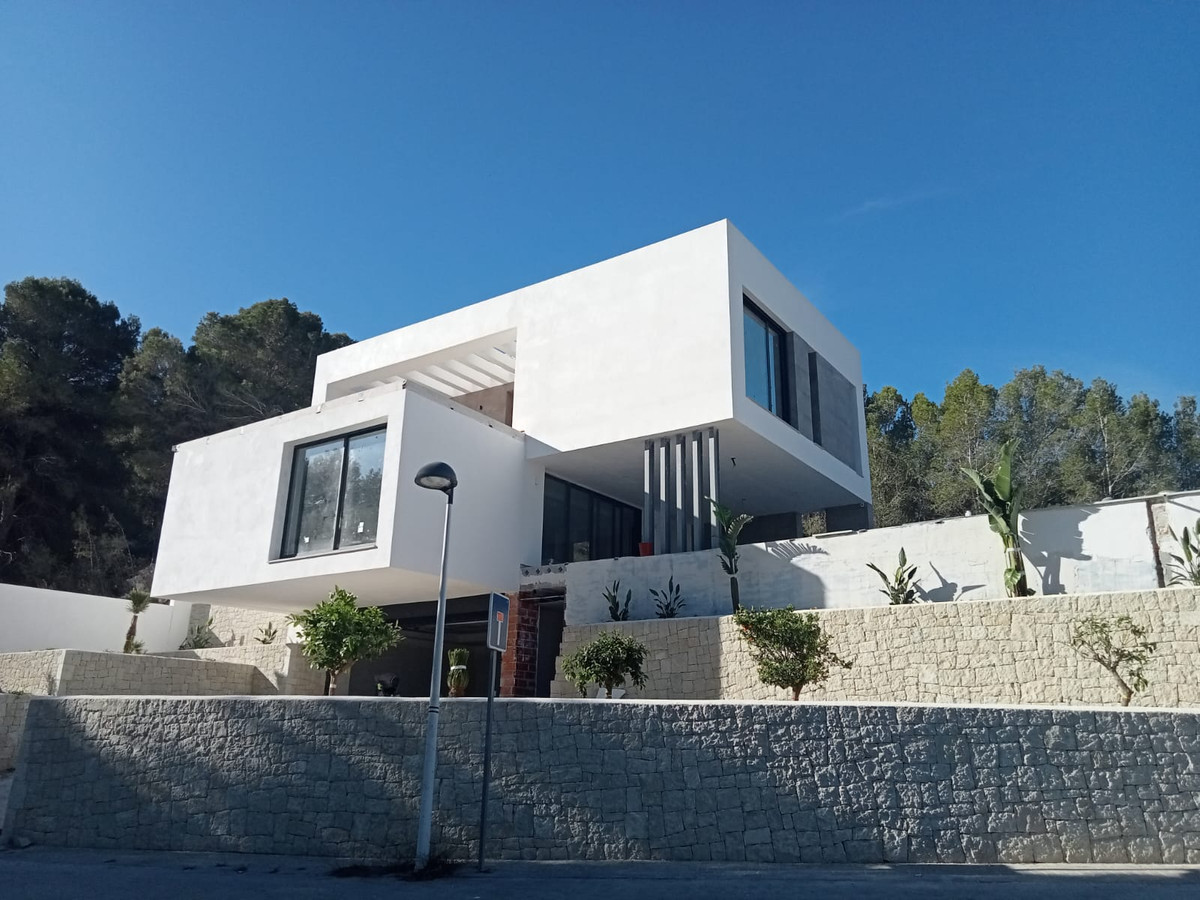 4 Bed Townhouse for sale in Moraira Costa Blanca, Alicante, Spain