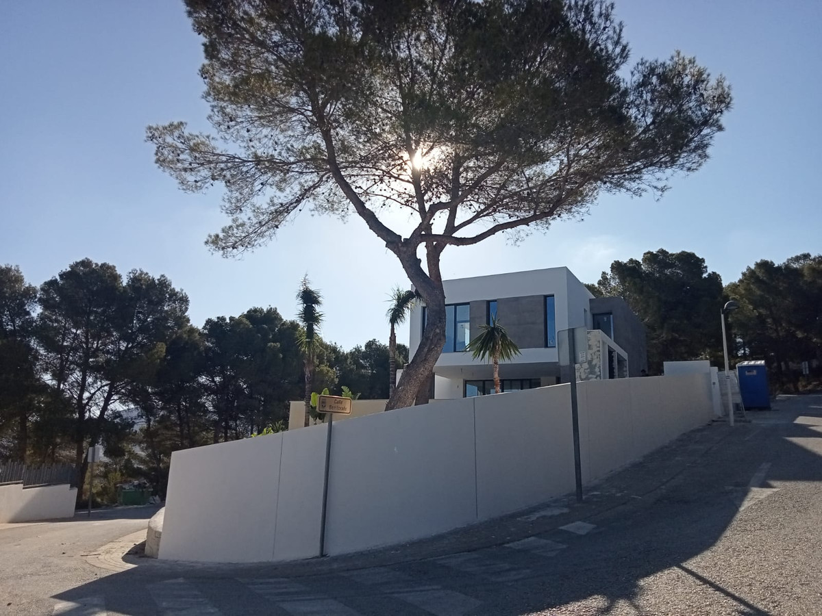4 Bed Townhouse for sale in Moraira Costa Blanca, Alicante, Spain