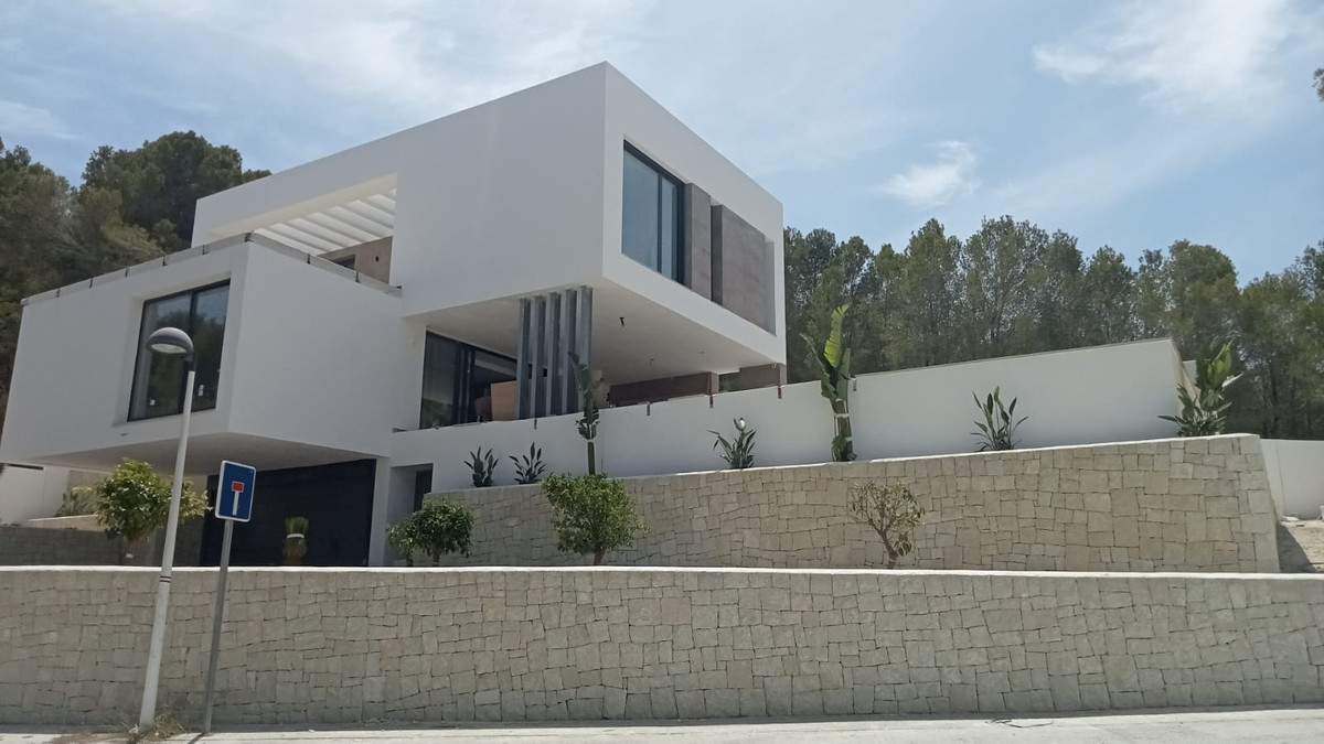 4 Bed Townhouse for sale in Moraira Costa Blanca, Alicante, Spain