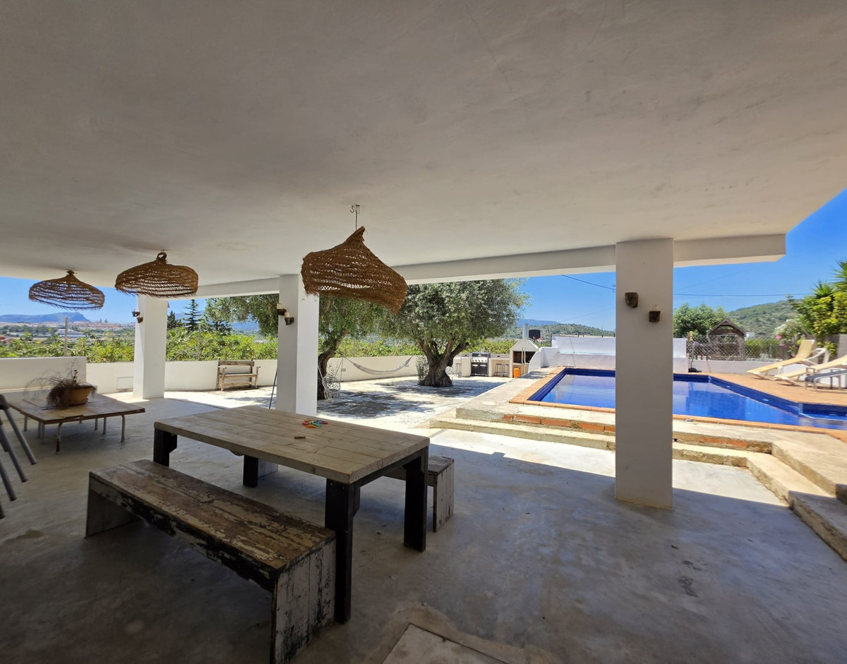 7 Bed Townhouse for sale in Benissa Costa Blanca, Alicante, Spain